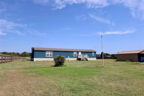 106 Sooner Rd, Shawnee, OK 74804