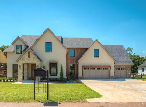 432 Old Creek Rd, Edmond, OK 73034