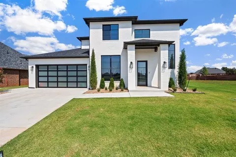 12804 Chateaux Rd, Oklahoma City, OK 73142