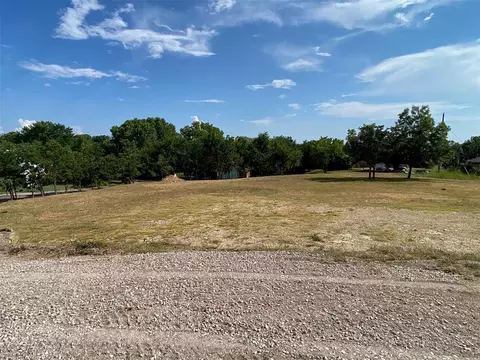 E 5th Street, Sulphur, OK 73086