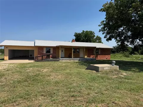 9136 Highway 9 Hwy, Dustin, OK 74839