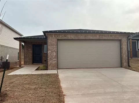 1221 Colt Dr, Guthrie, OK 73044
