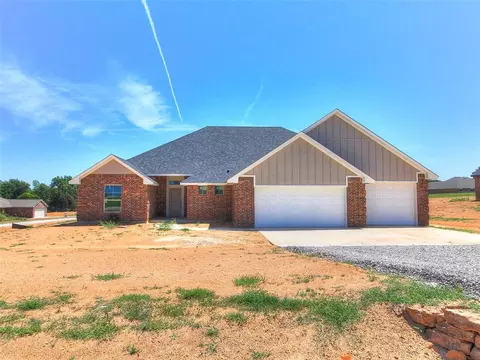 15951 Pecan Rd, Mcloud, OK 74851