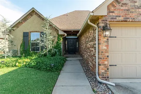 2816 NW 171st St, Edmond, OK 73012