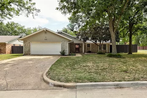 1319 Barkley Ave, Norman, OK 73071