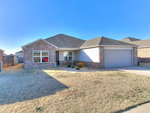2217 Stella Rd, Yukon, OK 73099