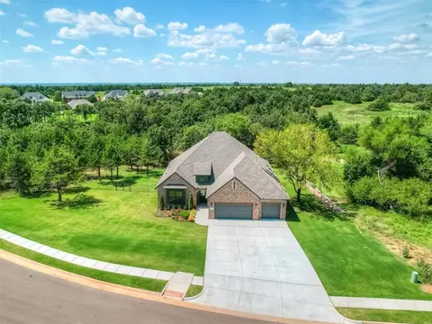 8126 Goldfinch Dr, Guthrie, OK 73044