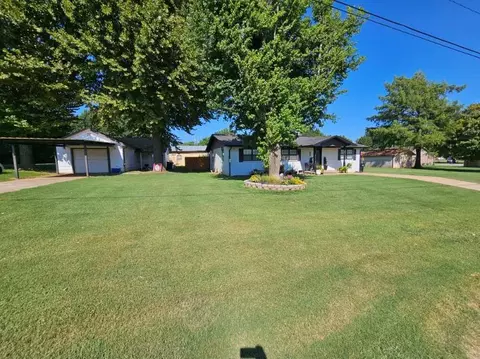 216 S Apache St, Binger, OK 73009 photo 35