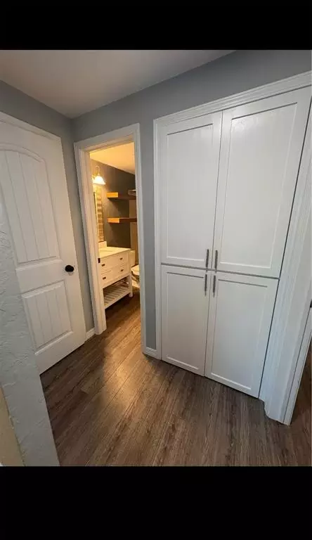 Entry Way - 307 E 6th St, Granite, OK 73547 photo 1 of 1