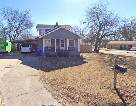 602 E Symmes St, Norman, OK 73071
