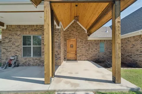 17455 Wing Elm Dr, Newalla, OK 74857