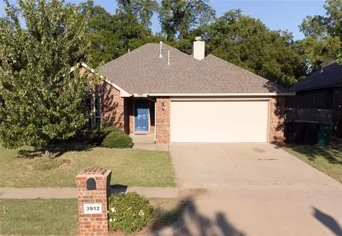 3912 Millers Crk, Mustang, OK 73064