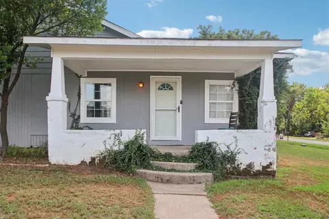 402 NE 3rd St, Luther, OK 73054