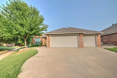 8116 Woodbend Dr, Oklahoma City, OK 73135
