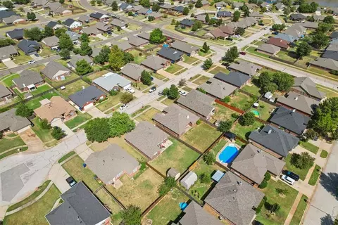 2017 Old Central Dr, Norman, OK 73071 photo 44