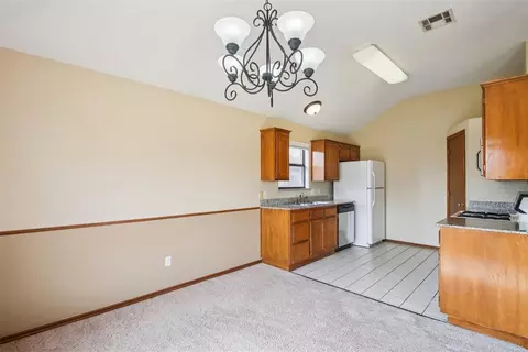 2017 Old Central Dr, Norman, OK 73071 photo 11