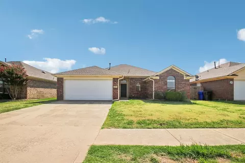 2017 Old Central Dr, Norman, OK 73071 photo 2