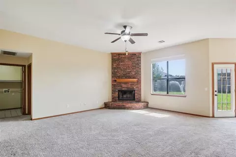 2017 Old Central Dr, Norman, OK 73071 photo 9