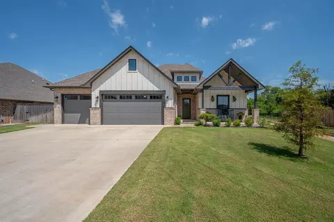 12001 SW 47th St, Mustang, OK 73064