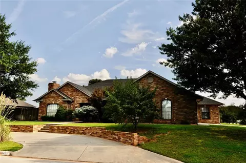 1400 Rolling Hills St, Weatherford, OK 73096