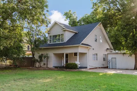 602 N Main St, Elk City, OK 73644
