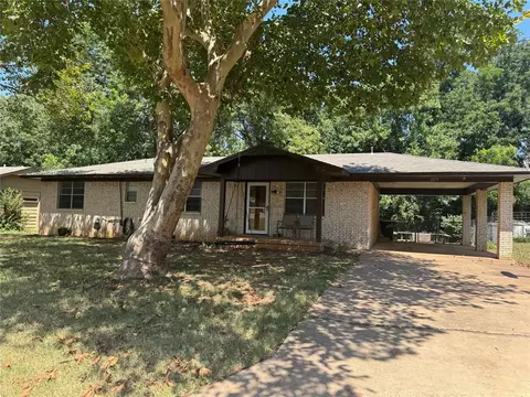 1019 N London St, Purcell, OK 73080