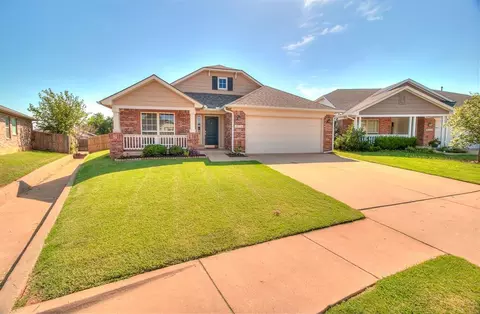 18116 Viento Dr, Edmond, OK 73012