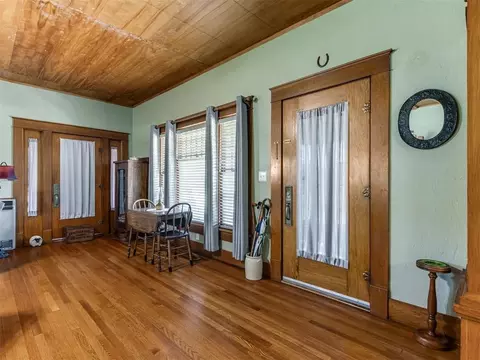 525 E Broadway St, Cushing, OK 74023 photo 8