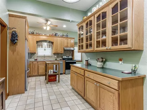 525 E Broadway St, Cushing, OK 74023 photo 15