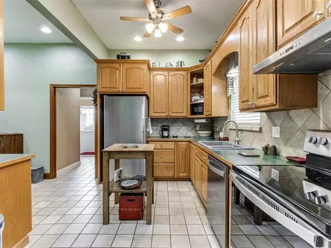 525 E Broadway St, Cushing, OK 74023 photo 17