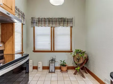 525 E Broadway St, Cushing, OK 74023 photo 18
