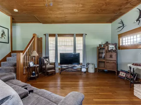 525 E Broadway St, Cushing, OK 74023 photo 9