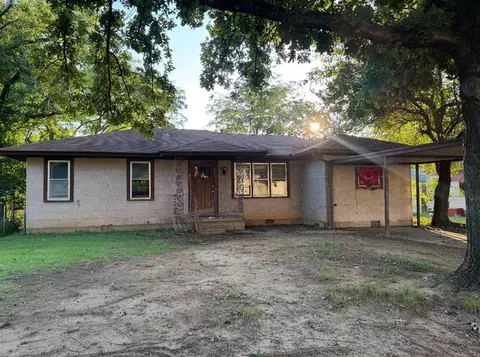 512 N Ford Ave, Stroud, OK 74079