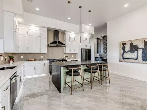 Kitchen - 4404 Rustic Trl, Moore, OK 73160 photo 5 of 14