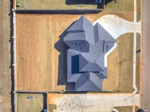 View/Area - 4404 Rustic Trl, Moore, OK 73160 photo 2 of 4