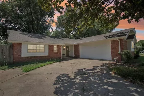 1428 Aladdin St, Norman, OK 73072