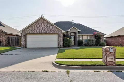 7700 Geneva Rea Ln, Yukon, OK 73099