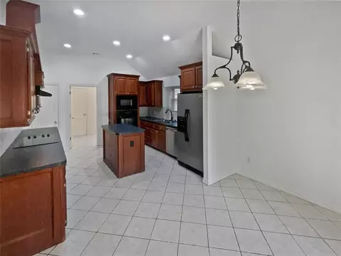 Kitchen - 2104 Wheaton Dr, Norman, OK 73071 photo 2 of 2