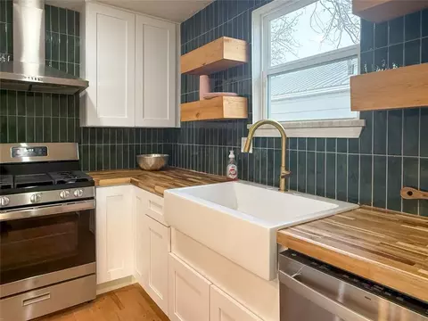Kitchen - 205 Duffee Ave, Eufaula, OK 74432 photo 2 of 4