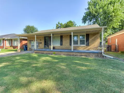 108 E Pulaski St, Shawnee, OK 74804