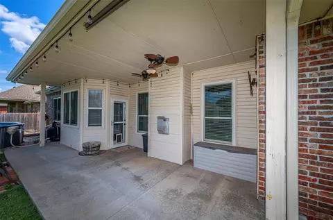 2913 Alethea Dr, Moore, OK 73160 photo 30