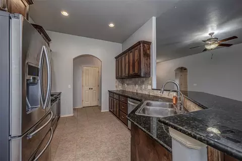 2913 Alethea Dr, Moore, OK 73160 photo 11