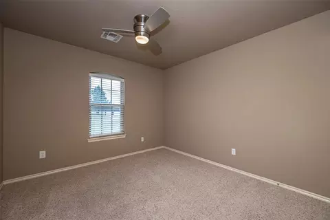 2913 Alethea Dr, Moore, OK 73160 photo 16