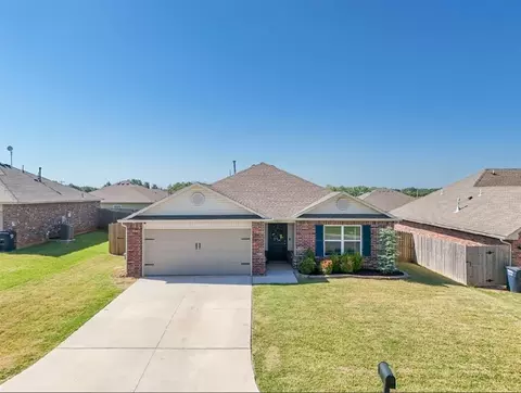 1911 Twisted Oak Ct, Shawnee, OK 74804