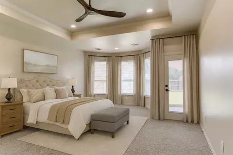 84 Kimberly Dr, Edmond, OK 73003