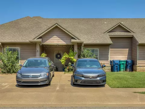 917 SW 92nd St, Oklahoma City, OK 73139