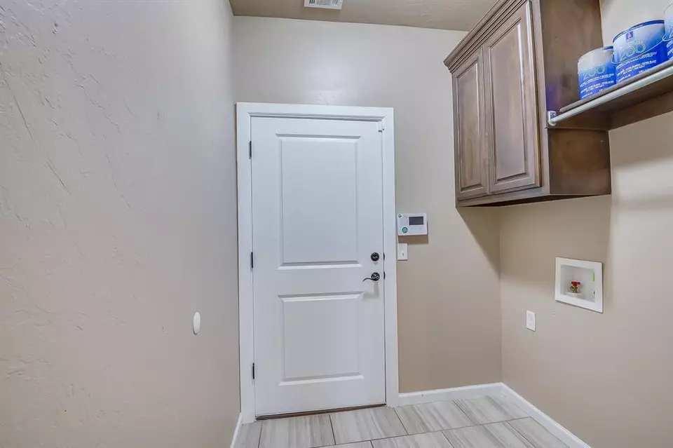 Other - 928 NW 191st St, Edmond, OK 73012 photo 9 of 11