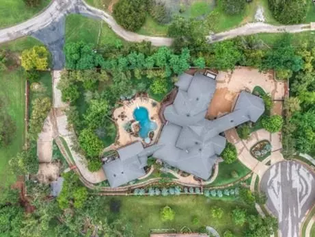 1705 Maple Dr, Blanchard, OK 73010