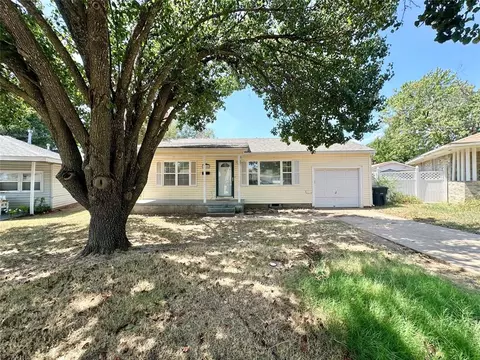 1308 Sherry Ln, Shawnee, OK 74801