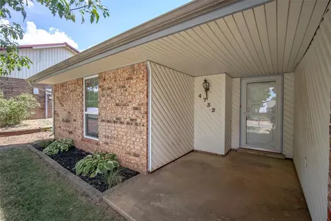 4732 Forest Hills Dr, Noble, OK 73068